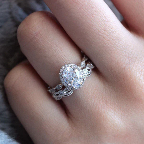 Adelina Corsaglia Ring | White Gold 18k - Image 3