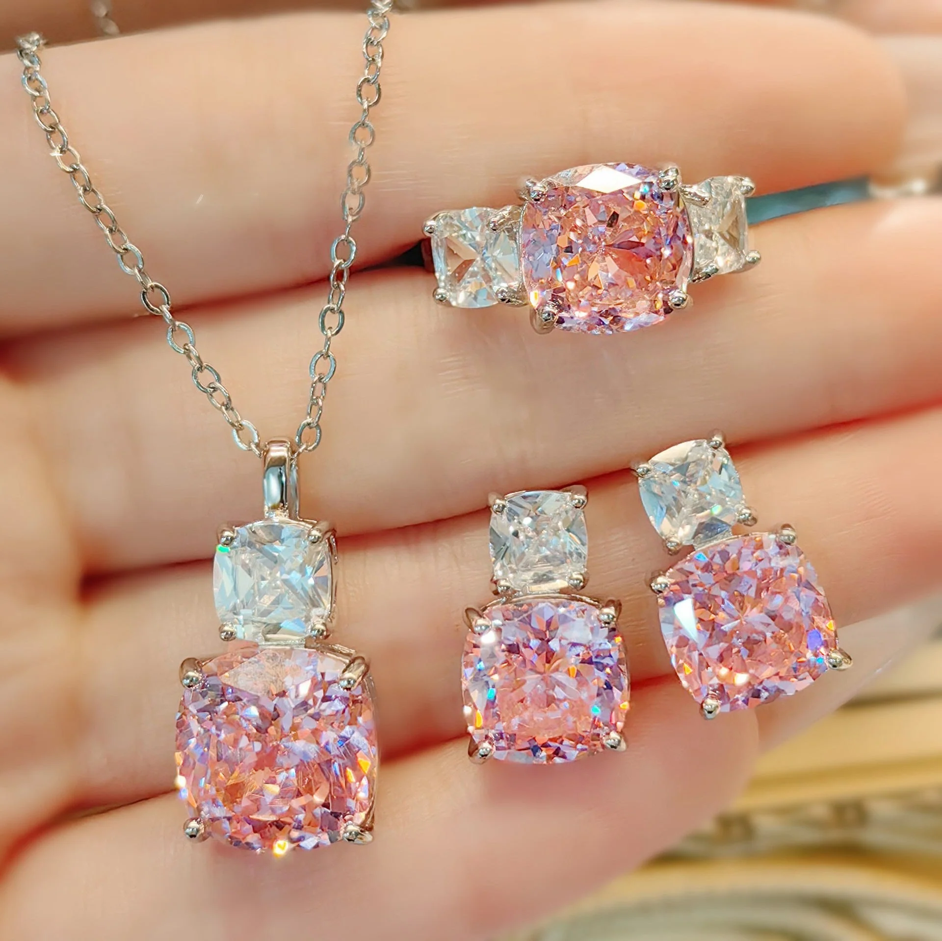 Adeline Rosetta Set | White Gold 14k