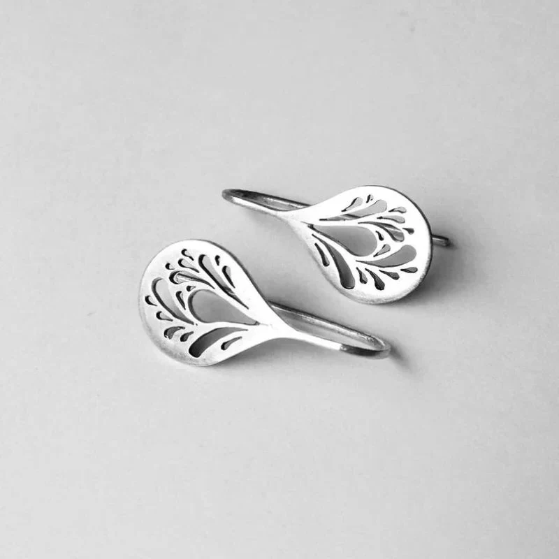 Antique Hollow Drop Earrings | White Gold 16k - Image 2