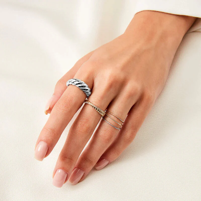 Croissant Ring | White Gold 14k - Image 3