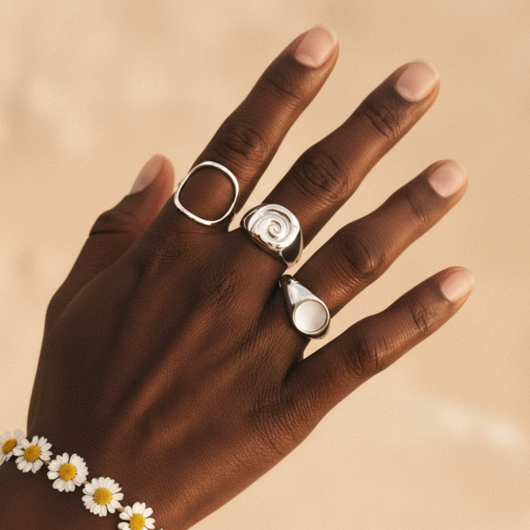 Iridescent Mother of Pearl Statement Ring - Image 10
