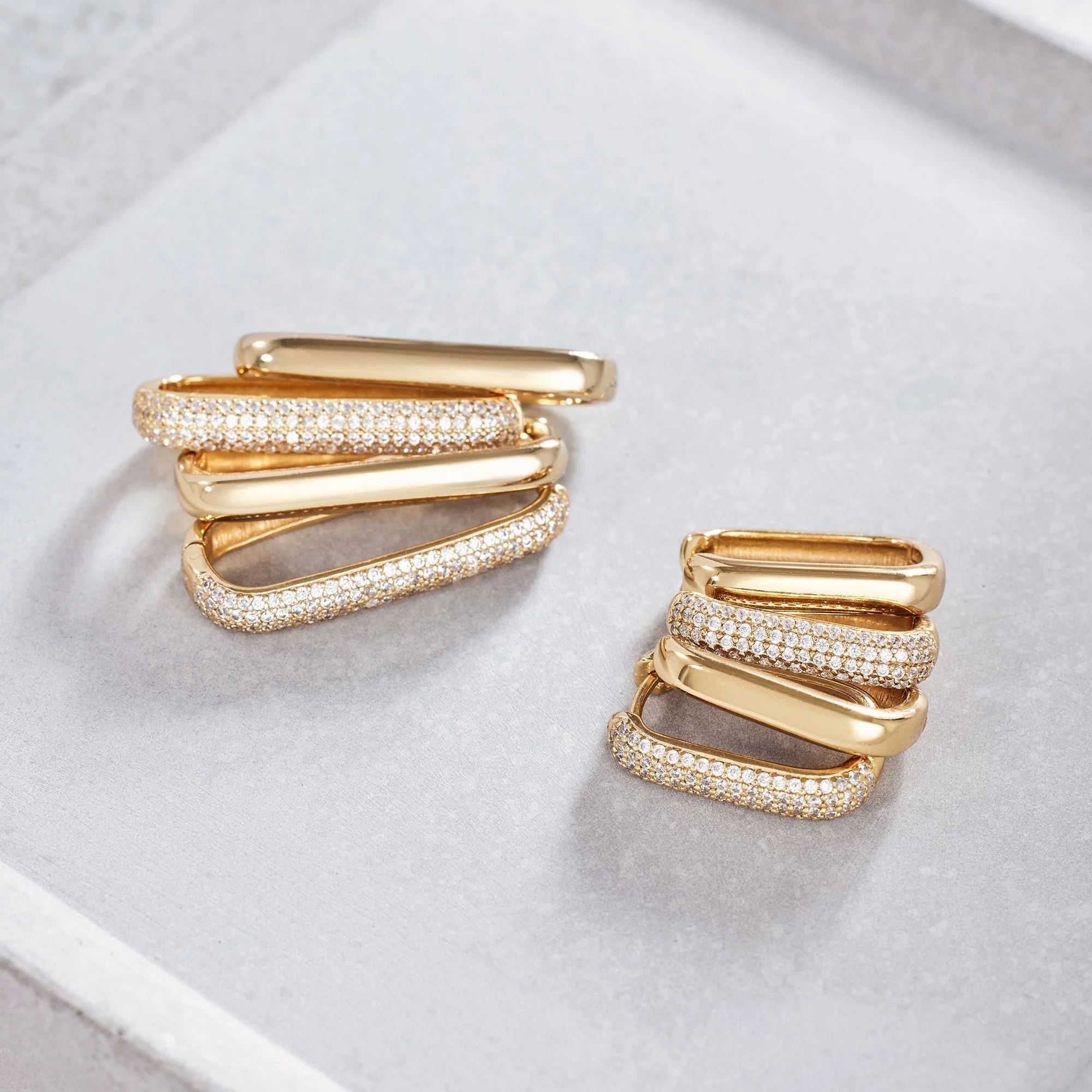 Large Icon Hoops | Gold 18k - Image 4
