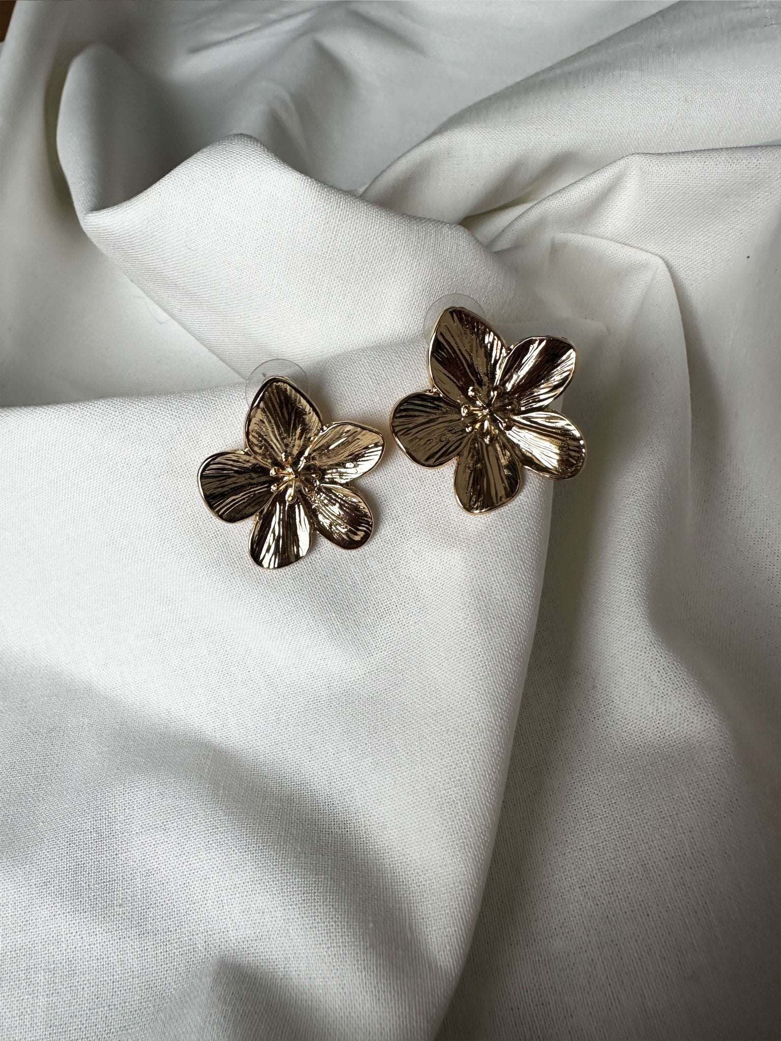 Lea Floral Statement Earrings - Gold Plated - Image 6