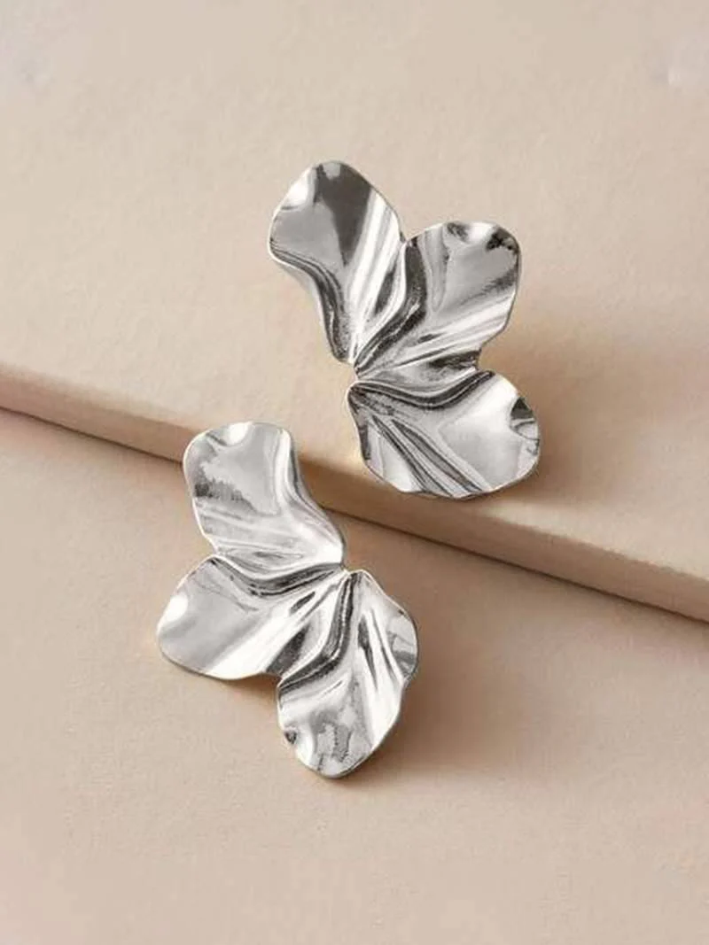 Mia Bloom Petal Earrings - Image 5