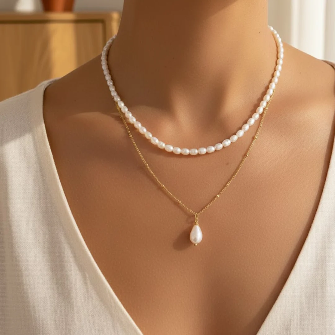 Ornate Pearl Pendant Necklace - Image 17
