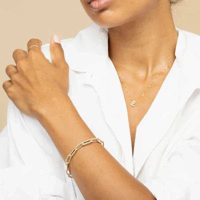 Love letter initial necklace | Gold 18k - Image 3