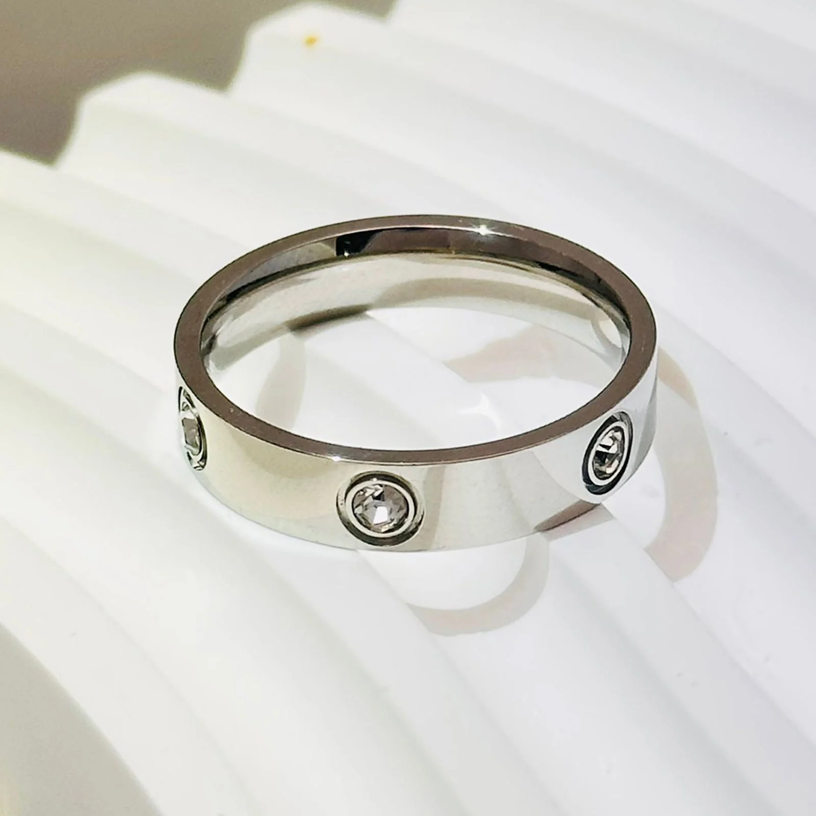 'Relax' Ring - Image 4