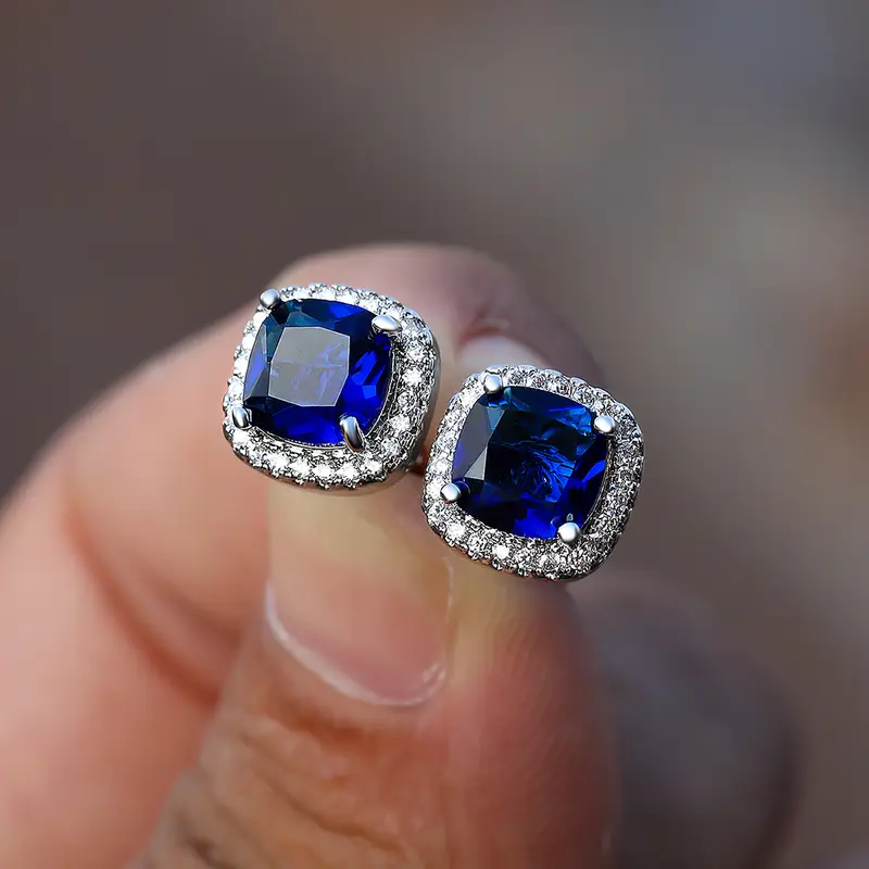 Saphir Square Stud Earrings | White Gold 16k - Image 2