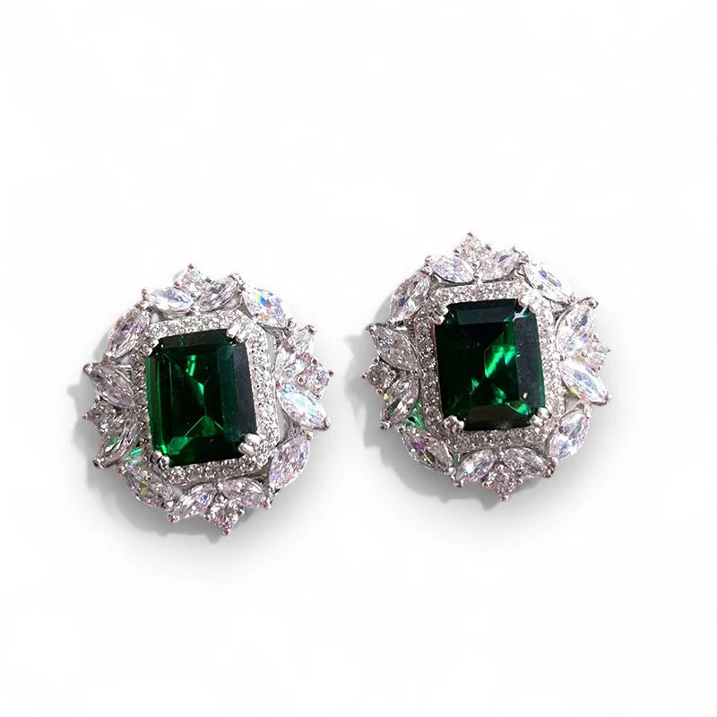 Vivessa Elvryn Earrings | White Gold 14k